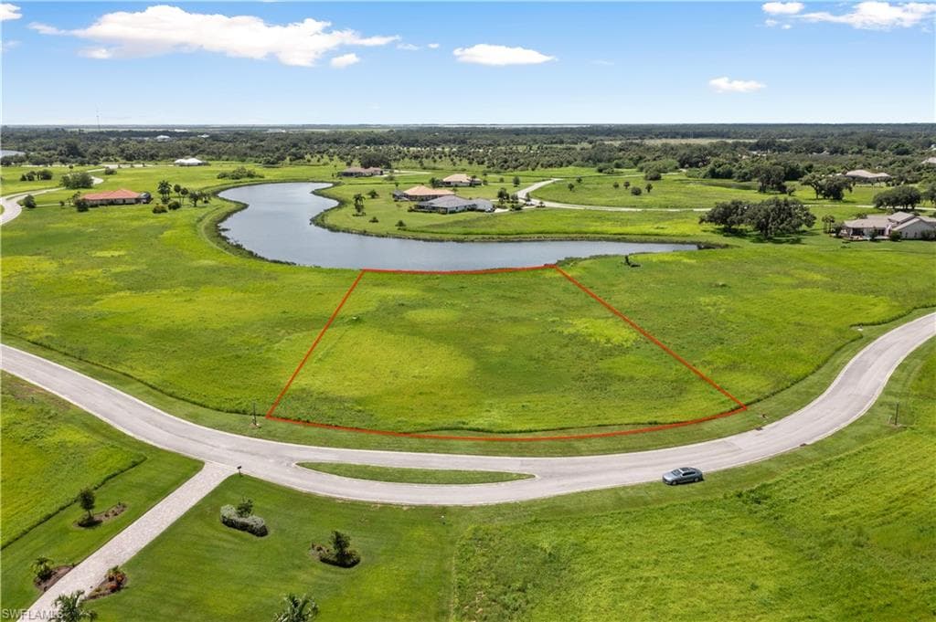 2107 Silk Bay BLVD ALVA, FL 33920