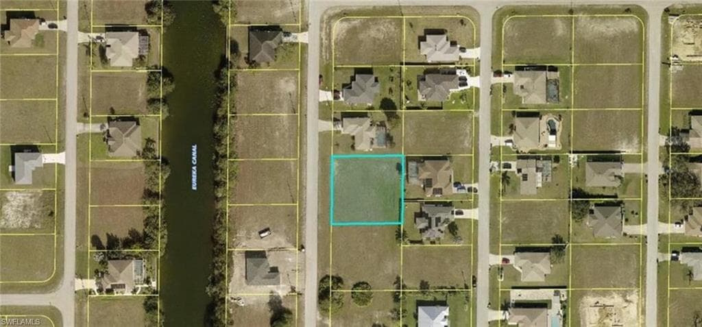 2025 NE 6th AVE CAPE CORAL, FL 33909