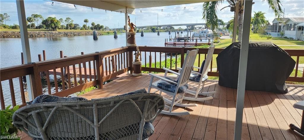 860 Yacht Club WAY NW MOORE HAVEN, FL 33471