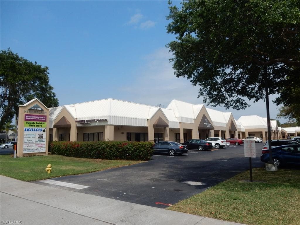 4130 Tamiami TRL N NAPLES, FL 34103
