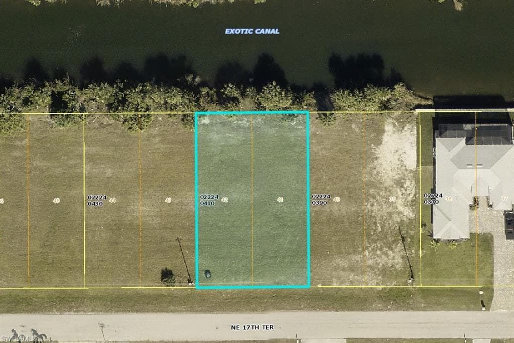 1723 17th TER CAPE CORAL, FL 33909