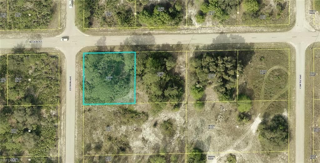 307 W 14th ST LEHIGH ACRES, FL 33972