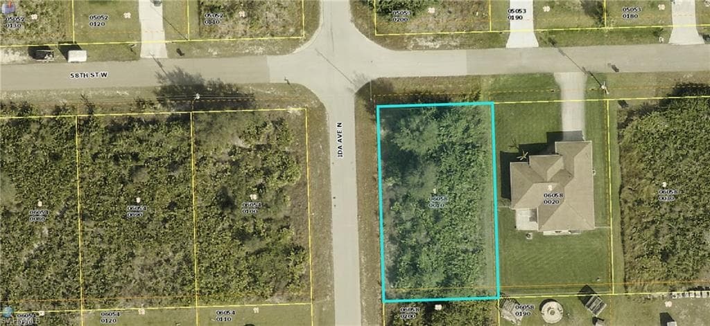 2719 58th ST W LEHIGH ACRES, FL 33971