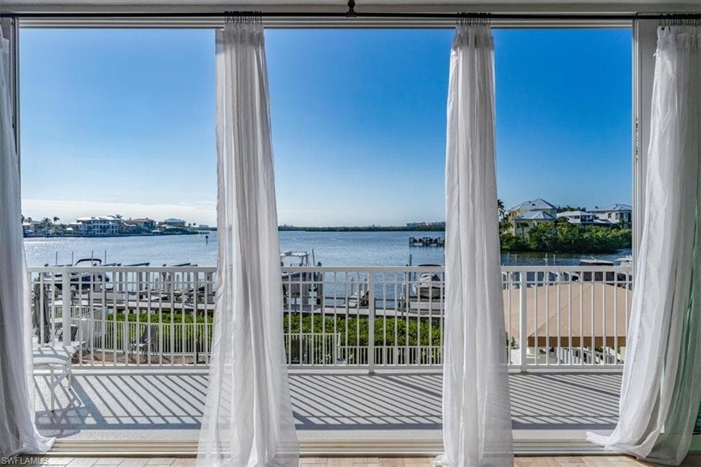 4975 Bonita Beach RD 106 BONITA SPRINGS, FL 34134