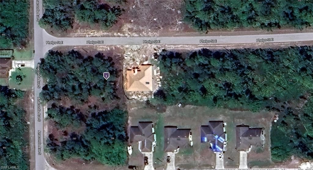 708 Phelps ST E LEHIGH ACRES, FL 33974