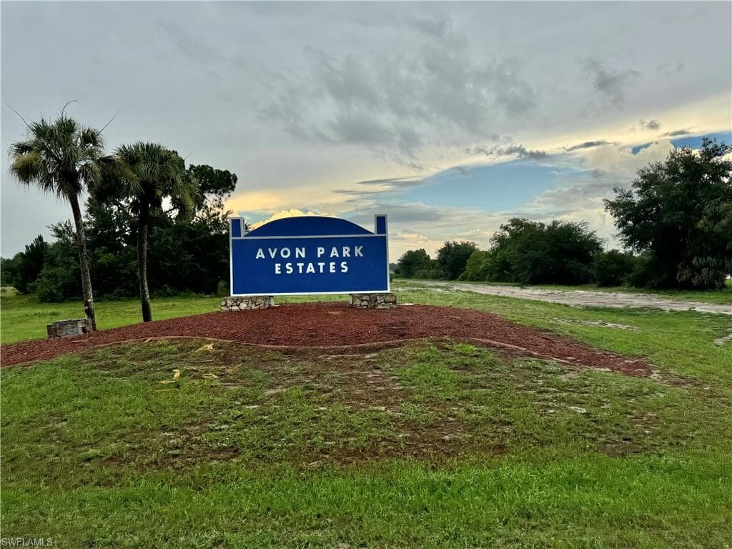 2750 W Matte RD AVON PARK, FL 33825