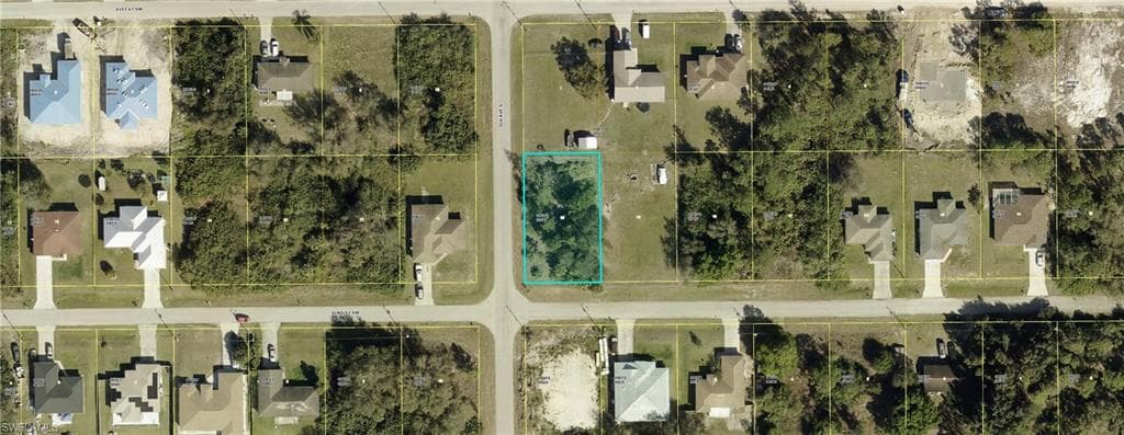 2818 42nd ST SW LEHIGH ACRES, FL 33976