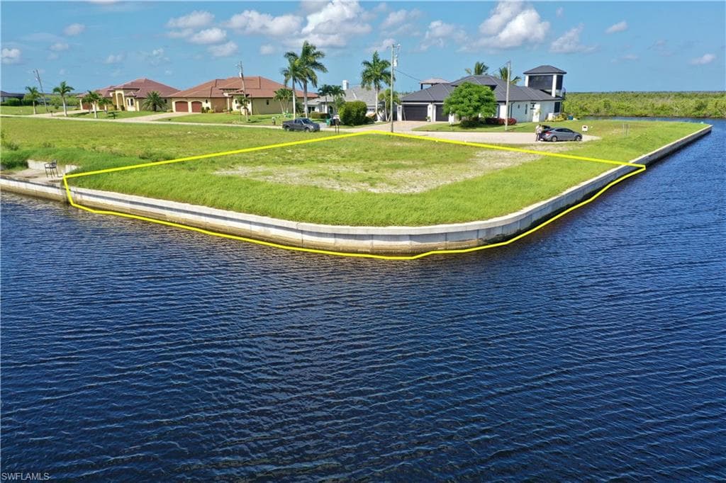 1731 NW 44th AVE CAPE CORAL, FL 33993
