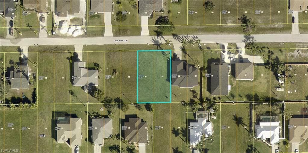 2718 NW 4th TER CAPE CORAL, FL 33993