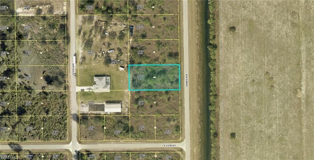 1105 Hines AVE LEHIGH ACRES, FL 33972