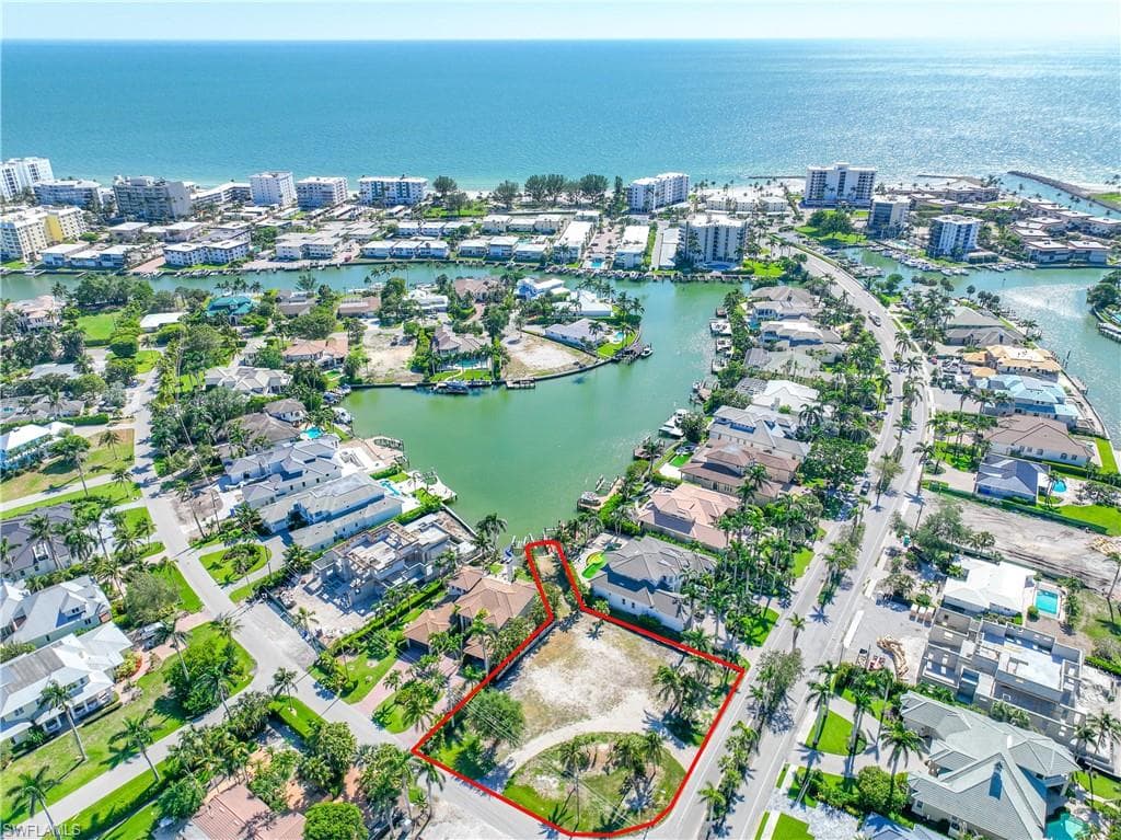 396 Mooring Line DR NAPLES, FL 34102