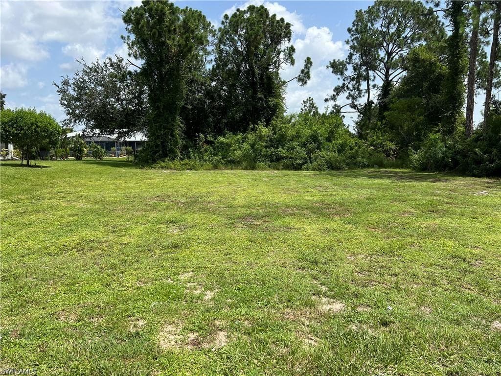 3724 Lee BLVD LEHIGH ACRES, FL 33971