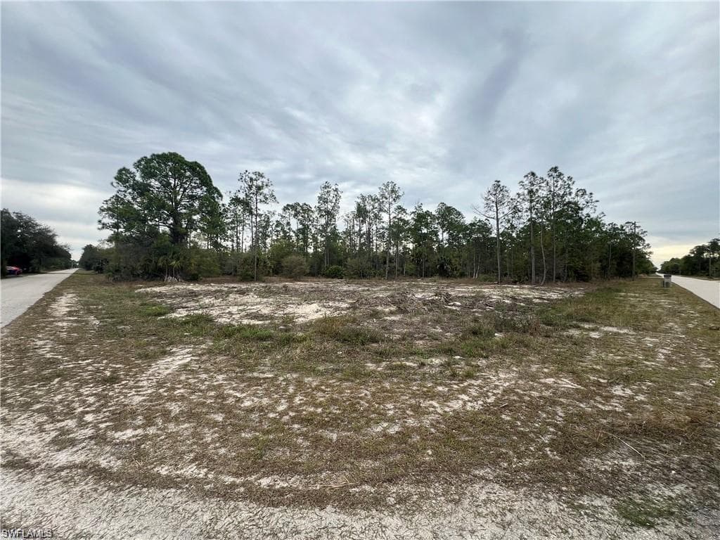 2901 E 14th ST LEHIGH ACRES, FL 33972