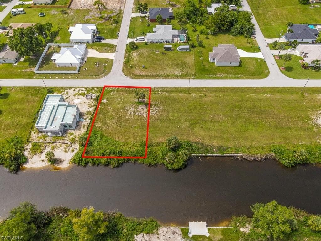 2113 NE 27th ST CAPE CORAL, FL 33909