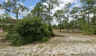 403 Johns AVE LEHIGH ACRES, FL 33972