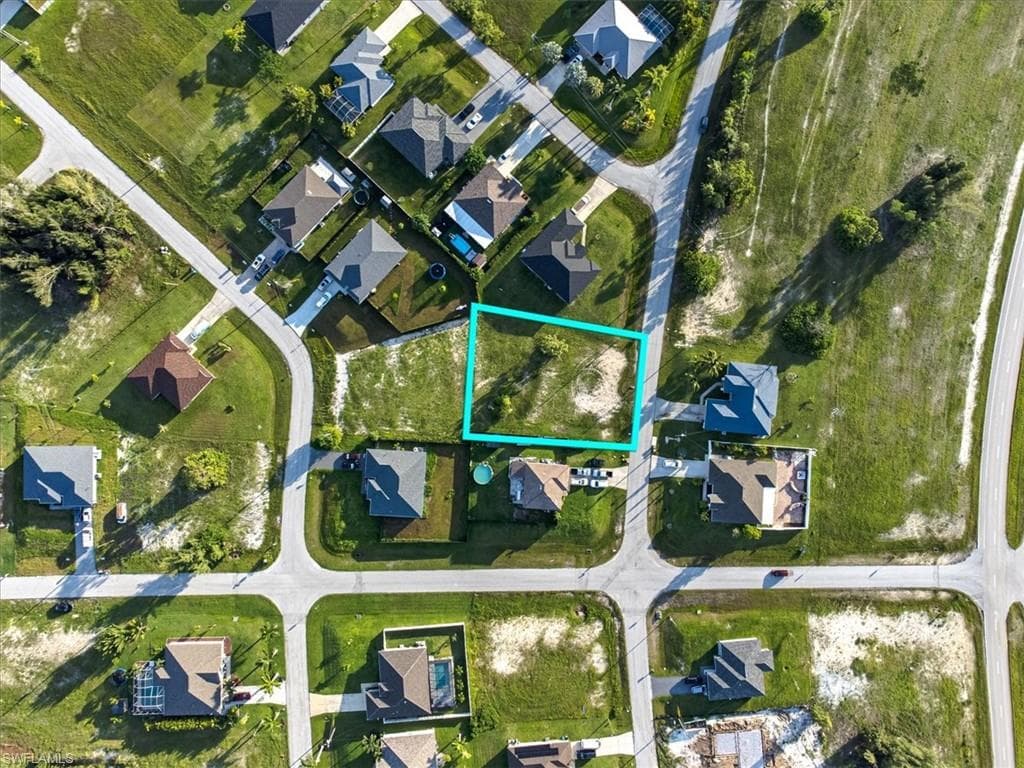 1320 NW 21st CT CAPE CORAL, FL 33993