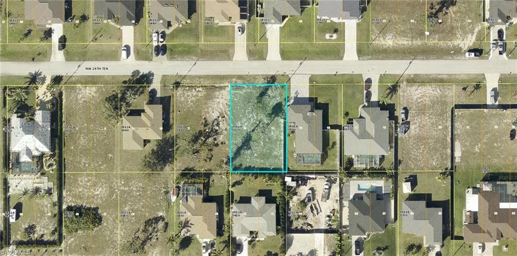 1700 NW 28th TER CAPE CORAL, FL 33993