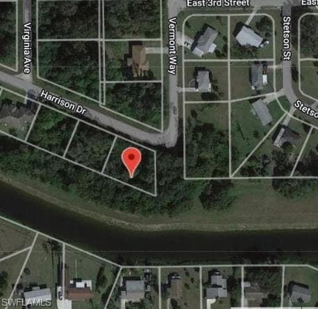 302 Harrison DR LEHIGH ACRES, FL 33936