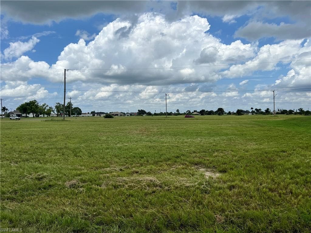 1907 15th LN CAPE CORAL, FL 33909