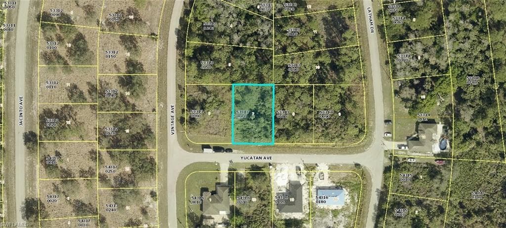 714 Yucatan AVE LEHIGH ACRES, FL 33972