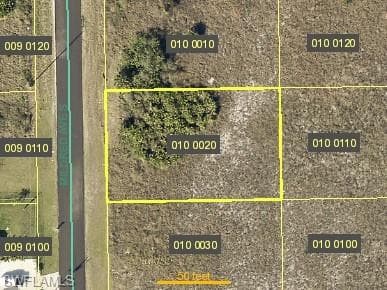 913 Mildred AVE S LEHIGH ACRES, FL 33974
