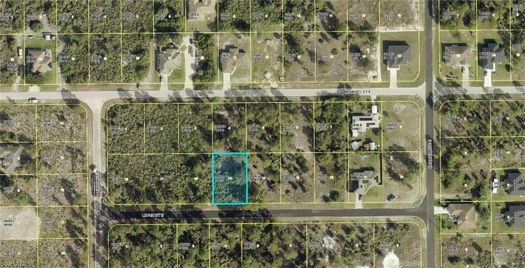 721 Lopez ST E LEHIGH ACRES, FL 33974
