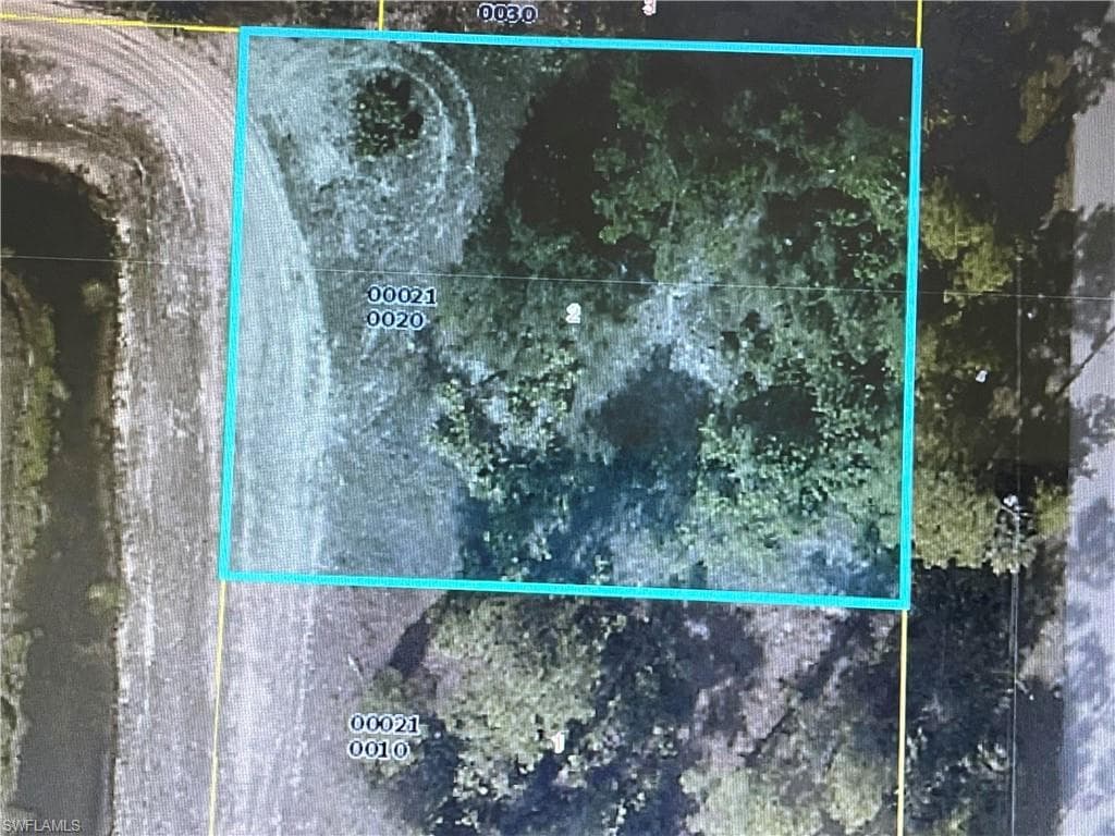 1903 Colonial AVE LEHIGH ACRES, FL 33971
