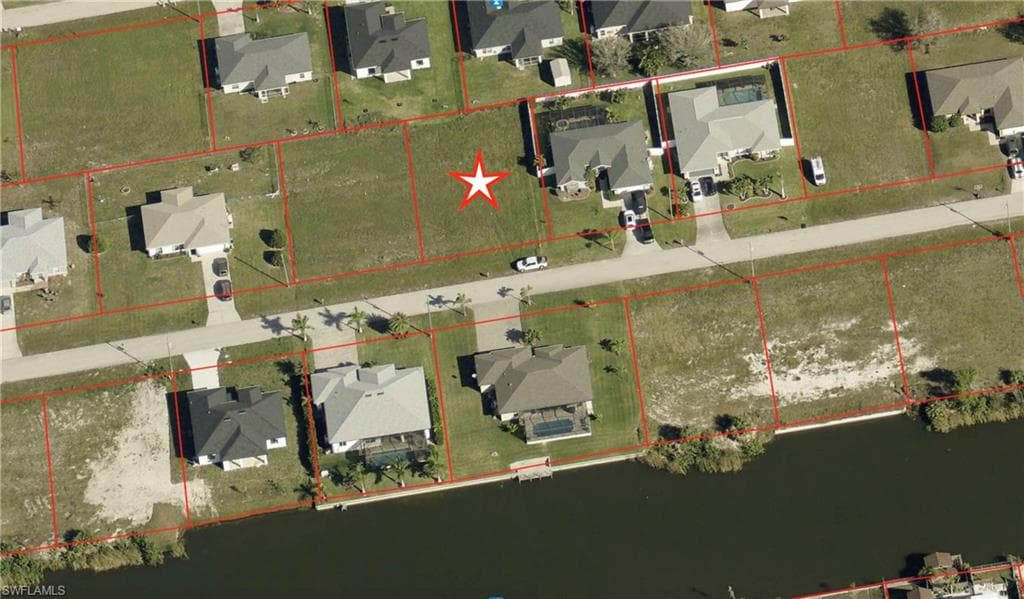 1023 NW 9th ST CAPE CORAL, FL 33993