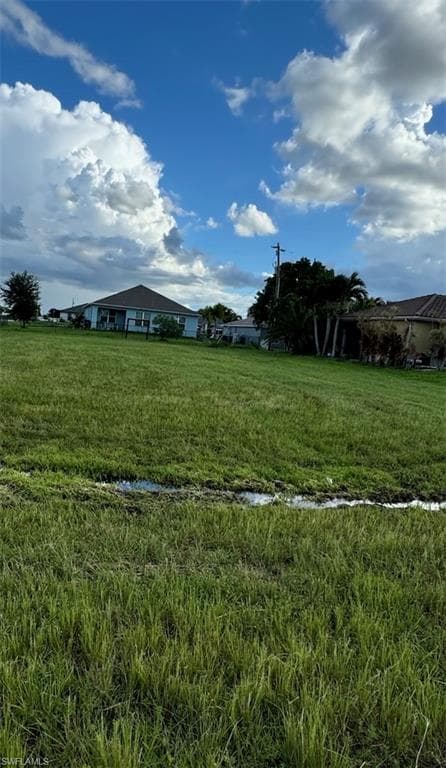 1016 NW 14th TER CAPE CORAL, FL 33993
