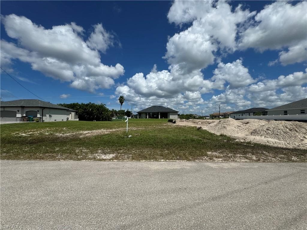 4117 NW 34th LN CAPE CORAL, FL 33993