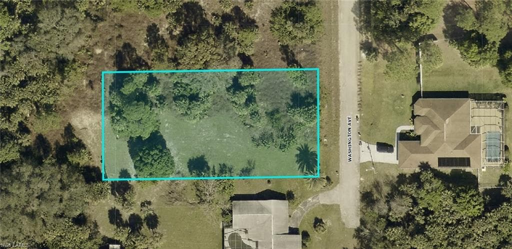 403 Washington AVE LEHIGH ACRES, FL 33972