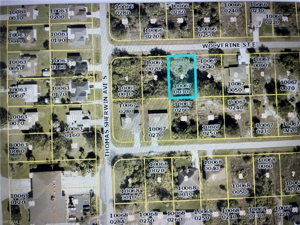 810 Wolverine ST E LEHIGH ACRES, FL 33974