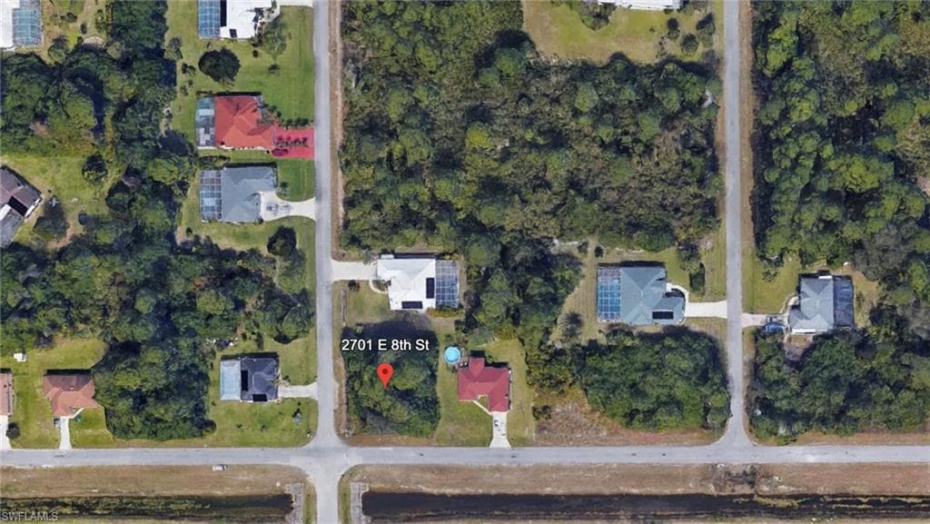 2701 E 8th ST LEHIGH ACRES, FL 33936