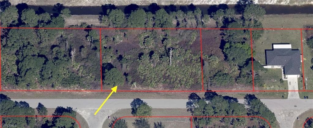 1209 Bari ST E LEHIGH ACRES, FL 33974