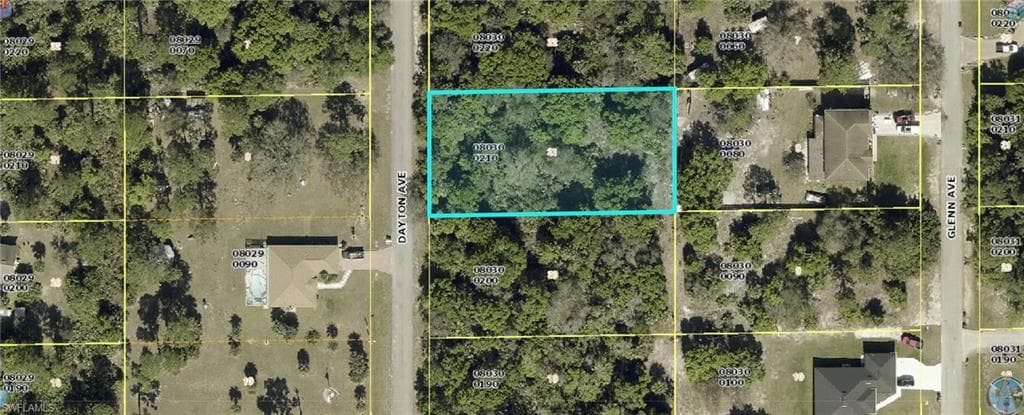 612 Dayton AVE LEHIGH ACRES, FL 33972
