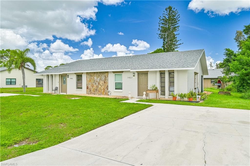 7455-7457 Mellon RD FORT MYERS, FL 33967