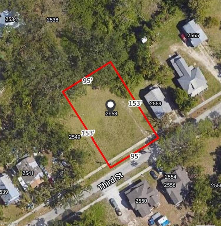 2553 3rd ST FORT MYERS, FL 33901