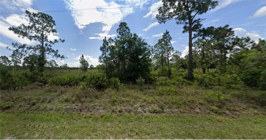 302 Moore AVE LEHIGH ACRES, FL 33936