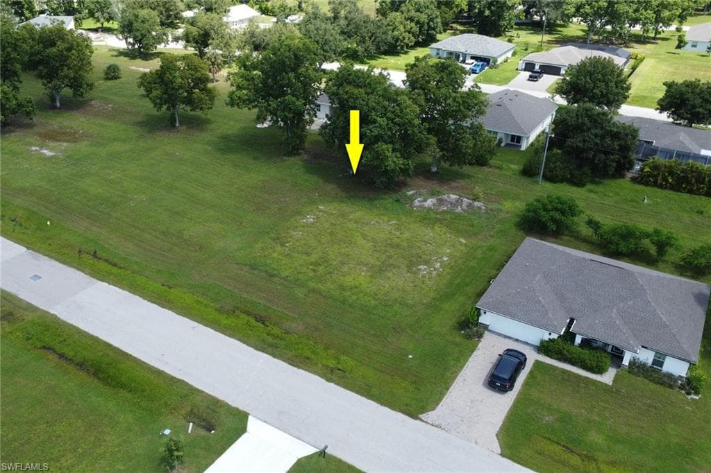25101 Estrada CIR PUNTA GORDA, FL 33955