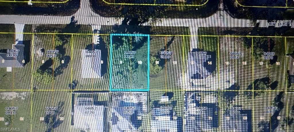 2724 NW 11th TER CAPE CORAL, FL 33993