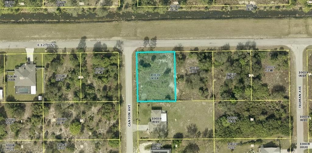3200 E 12th ST LEHIGH ACRES, FL 33972
