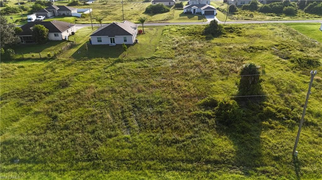 435 Petite AVE LEHIGH ACRES, FL 33974