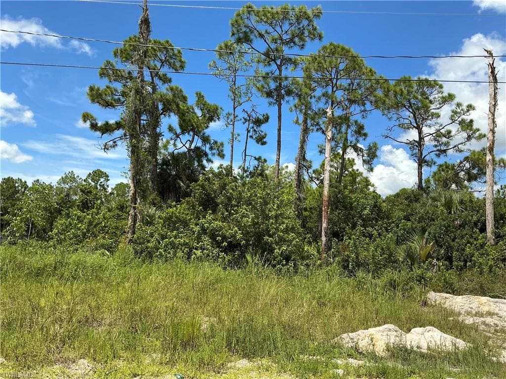 160 Yager CIR FORT MYERS, FL 33913