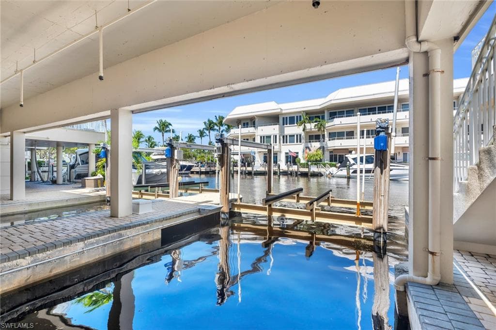 1001 10th AVE S NAPLES, FL 34102