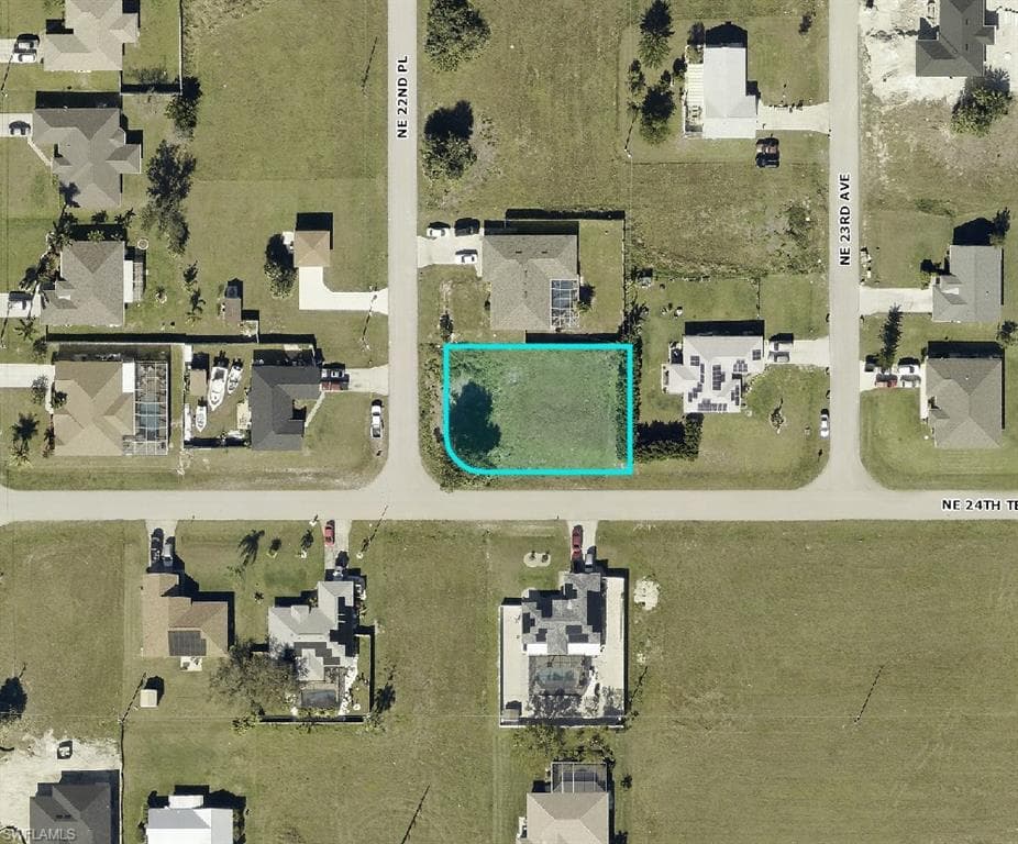 2415 22nd PL CAPE CORAL, FL 33909