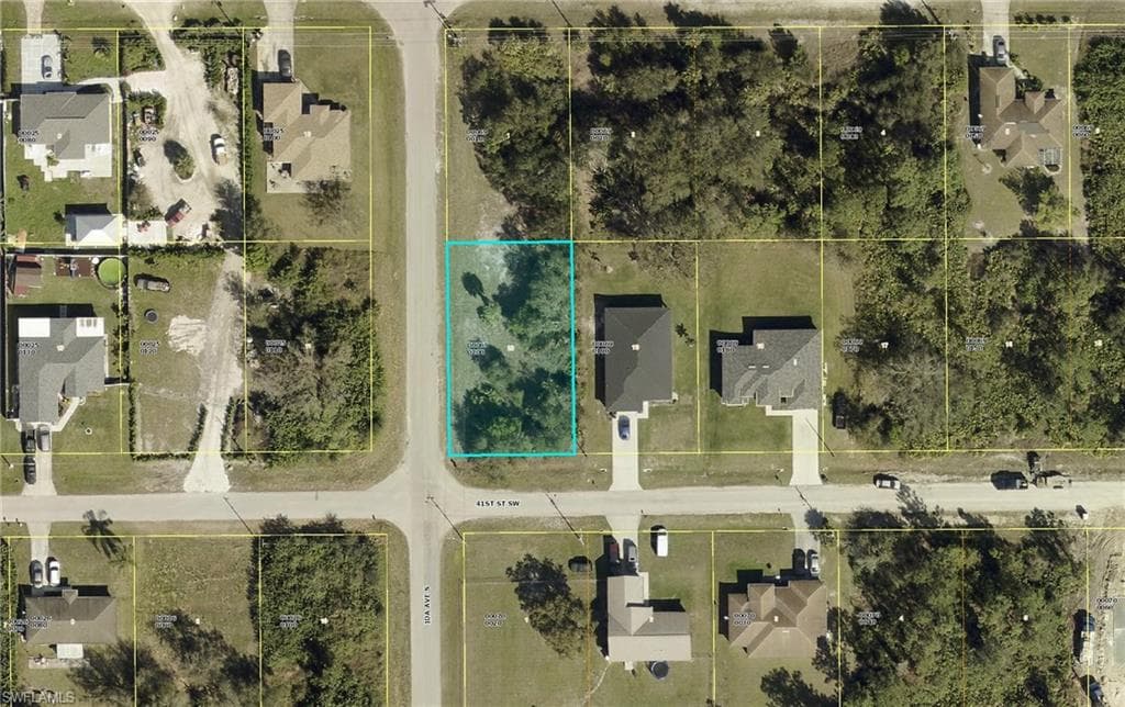 2818 41st ST SW LEHIGH ACRES, FL 33976