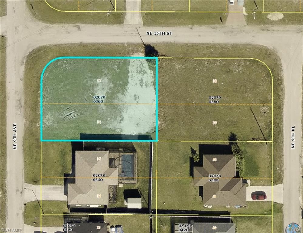 1425 NE 9th AVE CAPE CORAL, FL 33909