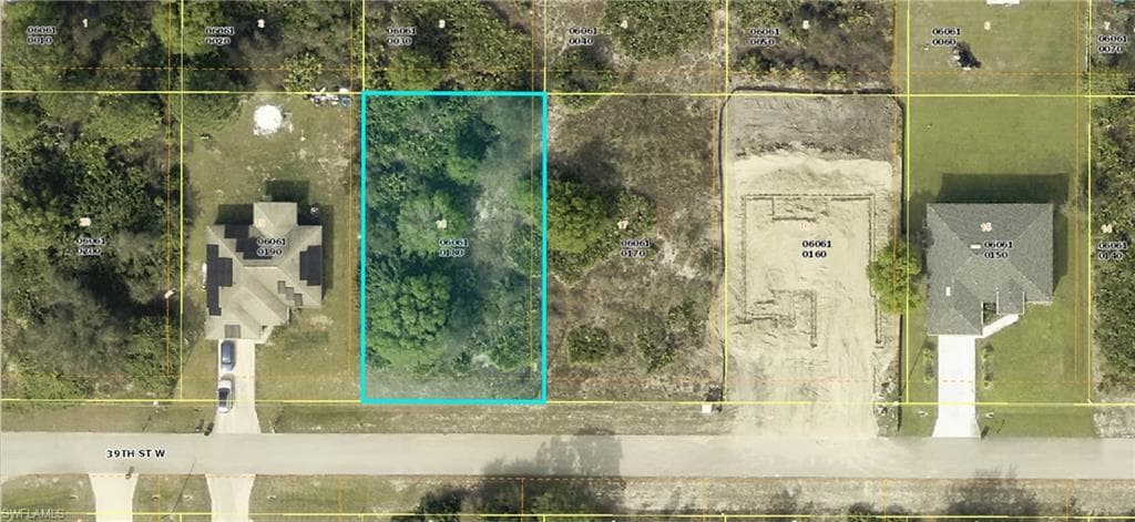2714 39th ST W LEHIGH ACRES, FL 33971