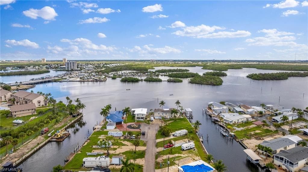 868 Oak ST FORT MYERS BEACH, FL 33931
