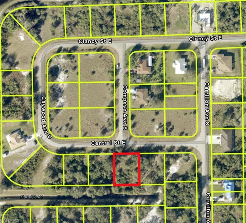 616 Central ST E LEHIGH ACRES, FL 33974